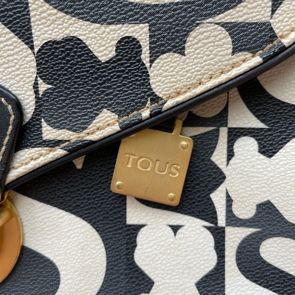 TOUS Messenger Crossbody Shoulder Handbag - Picture 3 of 14